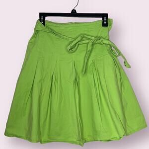 Tracy Evan’s Neon Green Tie Front Pleated Y2K Aesthetic Trendy Mini Skirt 5